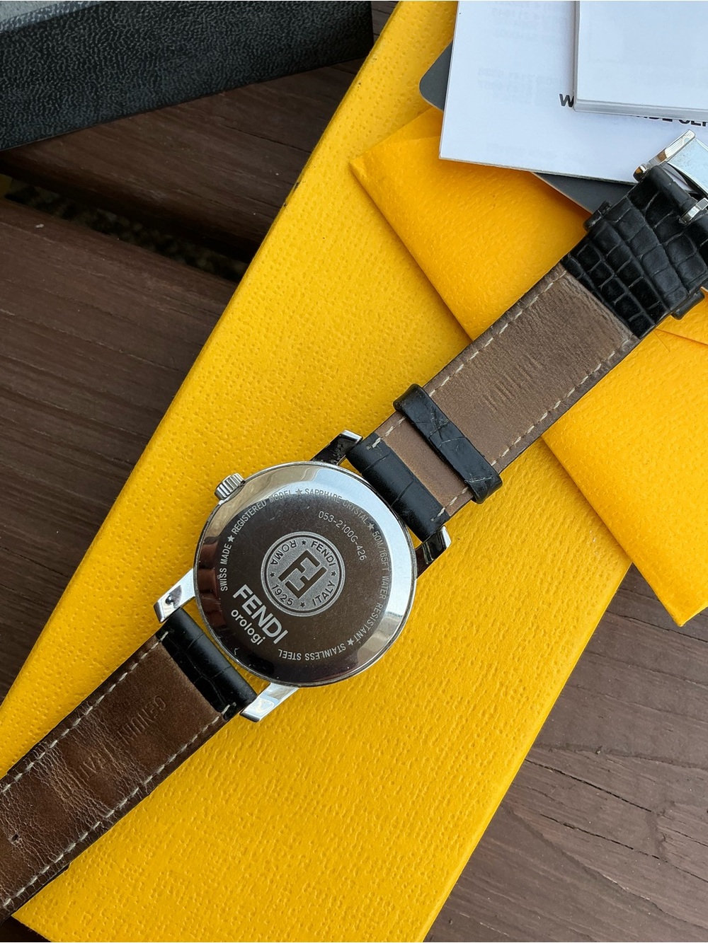 Authentic FENDI  DRESS watch 🔥🔥 - Picture 6 of 16